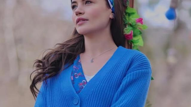 Dizisi biter bitmez teklif yağmıştı! Kan Çiçekleri'nin Dilan'ı Yağmur Yüksel'e ödül