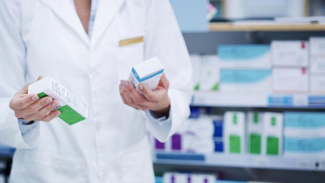 Eczacılar için Sağlık Bakanlığı düğmeye bastı! Resmi Gazete'de gelirleri için yeni düzenleme yayımlandı...