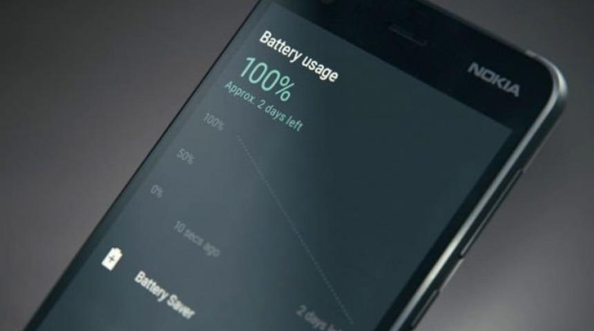 Şarjı iki g&uuml;n gidiyor! T&uuml;rkiye'de satışa &ccedil;ıktı