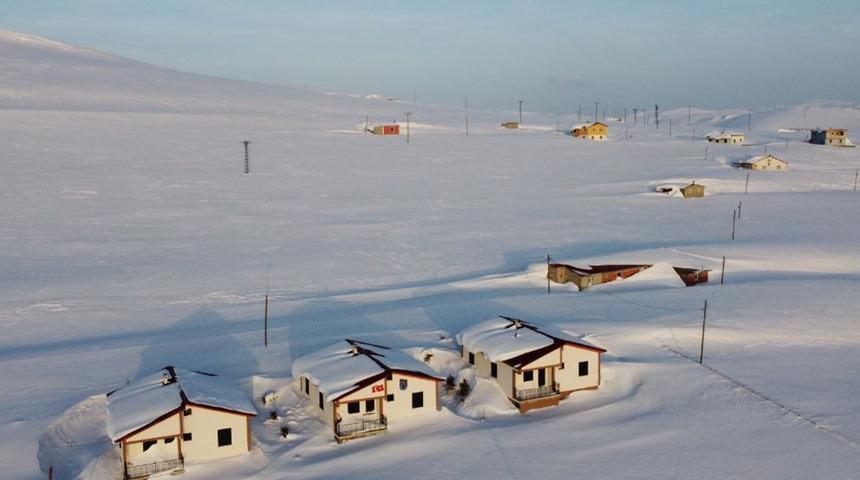 Meteoroloji Bayburt'ta çığ ve don riskine karşı uyardı