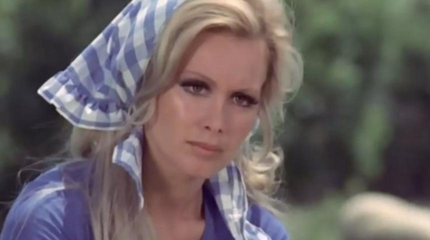 Yeşilçam efsanesinden acı haber! Filiz Akın hayatını kaybetti, vasiyeti ortaya çıktı: Sessiz sedasız defnedildi