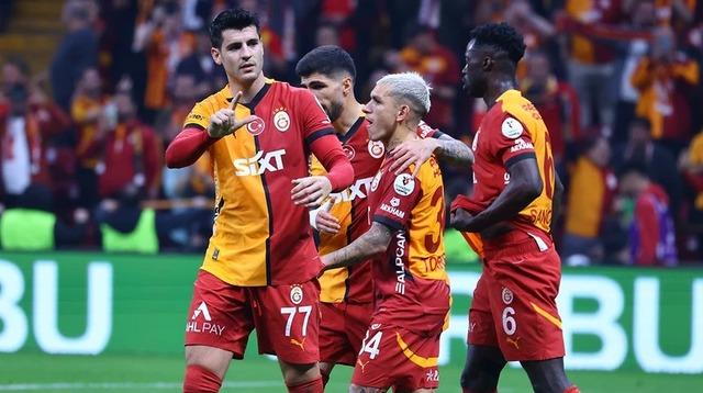 Galatasaraylı o oyuncu için flaş transfer gelişmesi! Eski oyuncu açıkladı... "Gelmek istiyor"