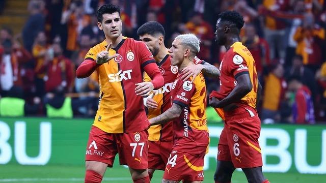 Galatasaraylı o oyuncu için flaş transfer gelişmesi! Eski oyuncu açıkladı... Gelmek istiyor
