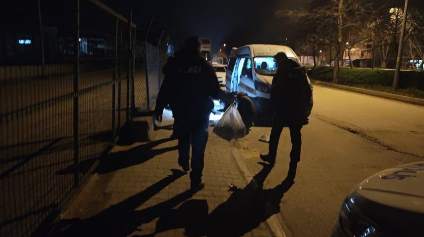 Bekçiler büfe hırsızlarını yakalandı