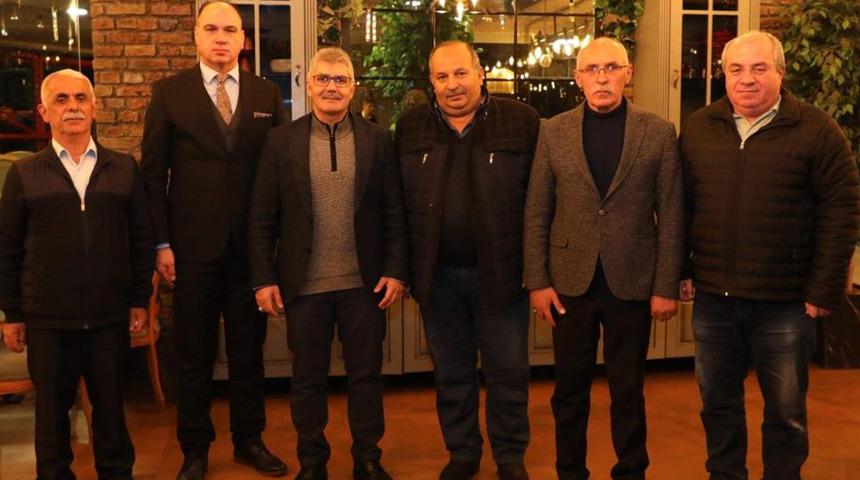 Niğde Valisi Cahit Çelik, emekli personellerle iftarda buluştu