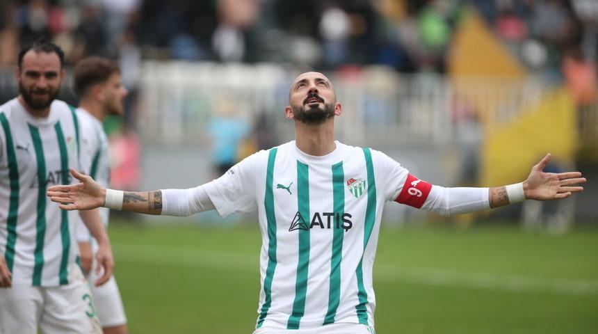 Bursaspor puan farkını tekrar açtı