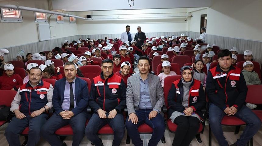 Öğrencilere organik ve iyi tarım anlatıldı