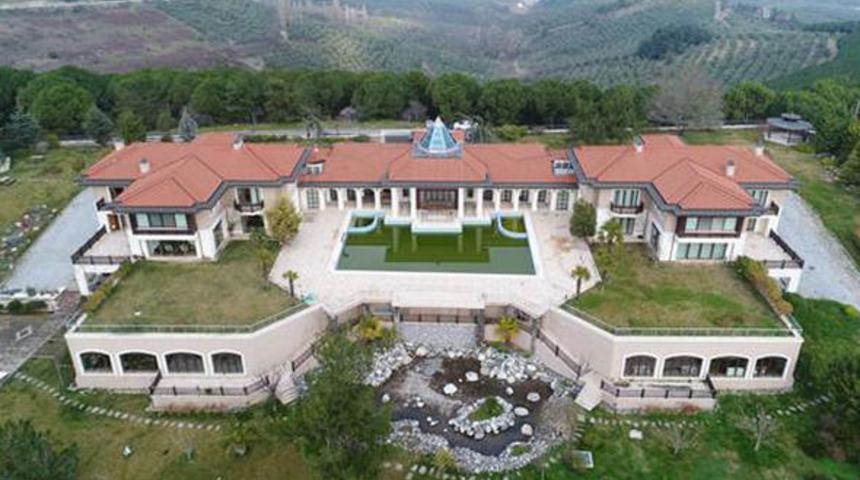 'FETÖ'nün malikanesi'ne el konuldu