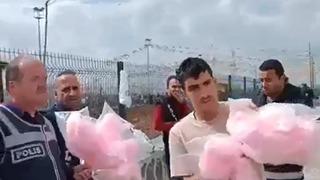 'Pamuk şeker' tartışmasına Bakan Yerlikaya kayıtsız kalamadı! 'Sizinle iftihar ediyorum' diyerek paylaştı