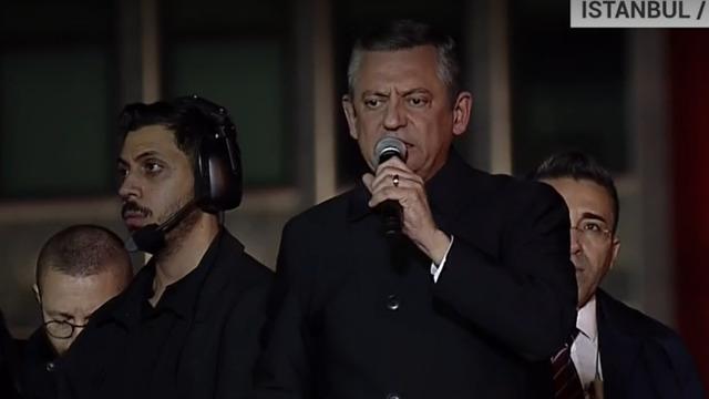 CHP lideri Özgür Özel’den Saraçhane’de boykot çağrısı! Espressolab ile başladı…