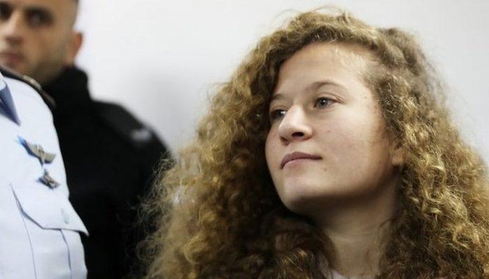 İsrail askerine tokat atan Filistinli kız Ahed Tamimi hakim karşısında