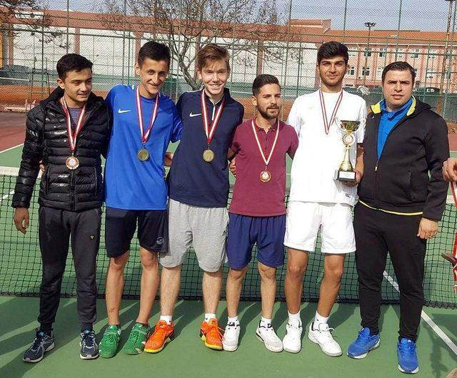 Okul Sporları Gençler Tenis İl Birinciliği müsabakaları sona erdi