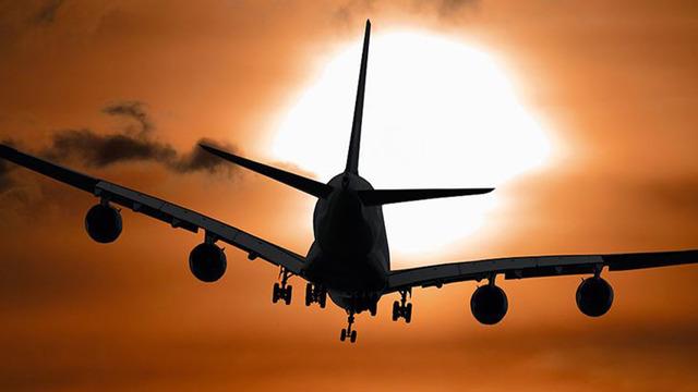 Okyanusun üzerinden geri döndü... Gerçek sonradan ortaya çıktı: Pilot pasaportunu unutmuş!