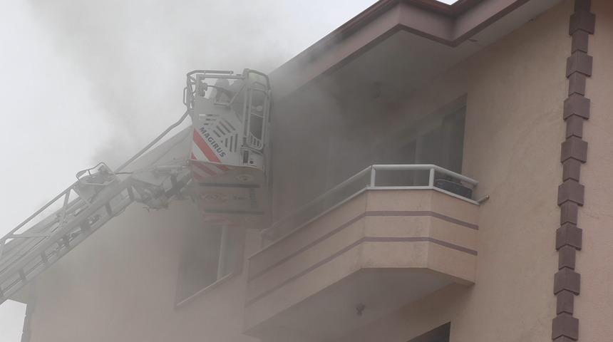 Bulaşık makinesi yangına yol açtı