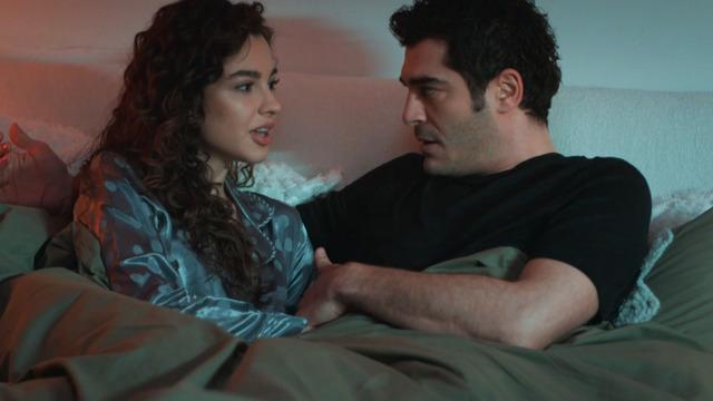 Bir Gece Masalı'nda flaş ayrılık! Ünlü oyuncu diziye veda etti! Haberi sosyal medyadan duyurdu...