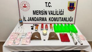 Mersin'de uyuşturucu taciri 2 şüpheli yakalanıp tutuklandı