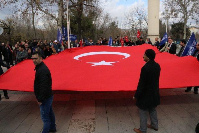 KAMU-SEN’den Mehmetçiğe tam destek