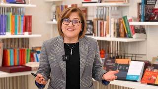 Aile yılına özel 41 yıllık sadakate Umre yolculuğu