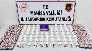 Araçlarında uyuşturucu haplarla yakalandılar