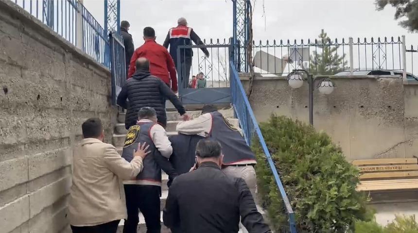 40 yıl kesinleşmiş hapis cezası ile her yerde aranıyordu! Hükümlü operasyonla yakalandı