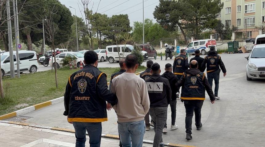 Kaçırdıkları gencin ailesinden fidye istediler! Çete üyesi 4 kişi tutuklandı