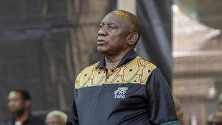 Güney Afrika Cumhurbaşkanı Ramaphosa, ülkesinde beyazların zulüm gördüğü iddialarını yalanladı