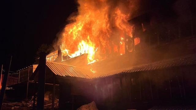 Kartalkaya'nın ardından Uludağ! Kervansaray Otel'de yangın: Can kaybı sayısı yükseldi... Milli kayakçı hayatını kaybetti