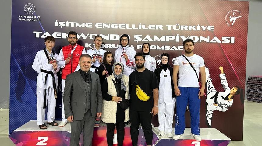 İşitme Engelliler Türkiye Taekwondo Şampiyonası'nda Kayseri’ye 7 madalya