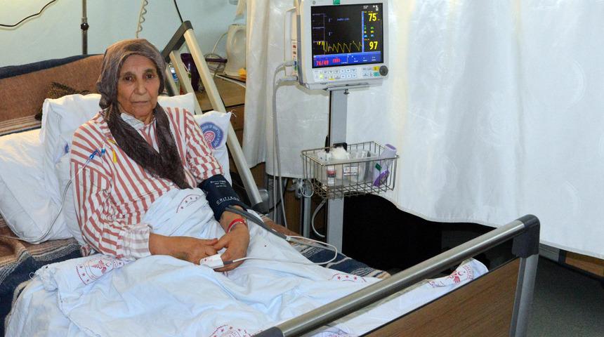 Yoğun bakımda kanaması başlayan hasta, hemşiresinin kanıyla hayata tutundu!