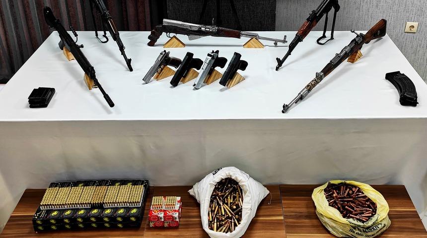 Şanlıurfa'da silah kaçakçılığı operasyonunda 6 şüpheli yakalandı