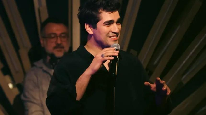 Final öncesi veda etti! Yalı Çapkını'nın Ferit'i Mert Ramazan Demir askere uğurlandı