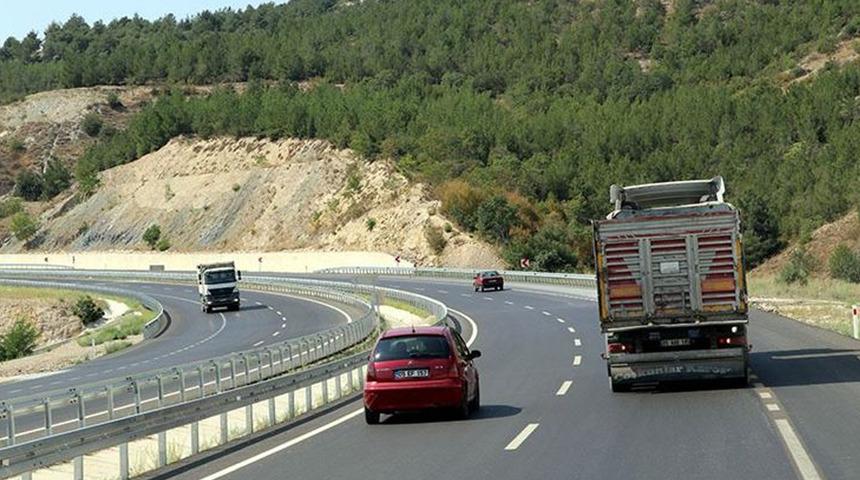 SON DAKİKA | Bakanlık bayram tatilinin 9 güne çıkarılmasıyla alınan trafik tedbirlerini açıkladı