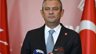 RTÜK karar aldı CHP harekete geçti! Özgür Özel duyurdu: İtalyan mafya filmi gibi...