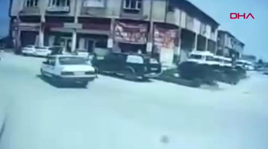 Hatay'da özel halk otobüsünün çarptığı yaya öldü