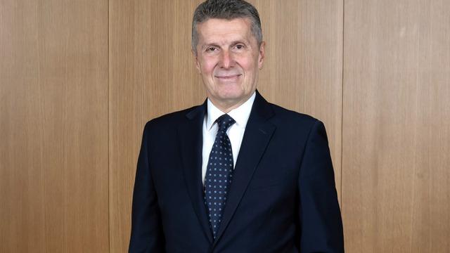 Güler Sabancı yerine gelen isim belli oldu! Sabancı Holding’in Yönetim Kurulu Başkanı Hayri Çulhacı oldu