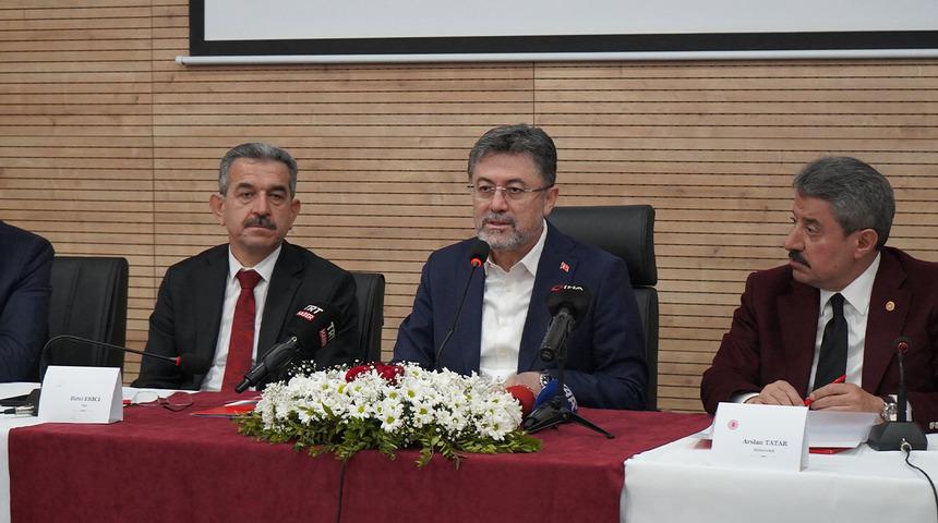 Bakan Yumaklı: Genç ve kadın girişimcilerimize gözbebeğimiz olarak bakıyoruz