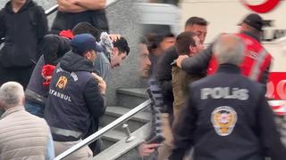 Şişli'de Ekrem İmamoğlu'nun tutuklamasını protesto eden öğrenciler gözaltına alındı