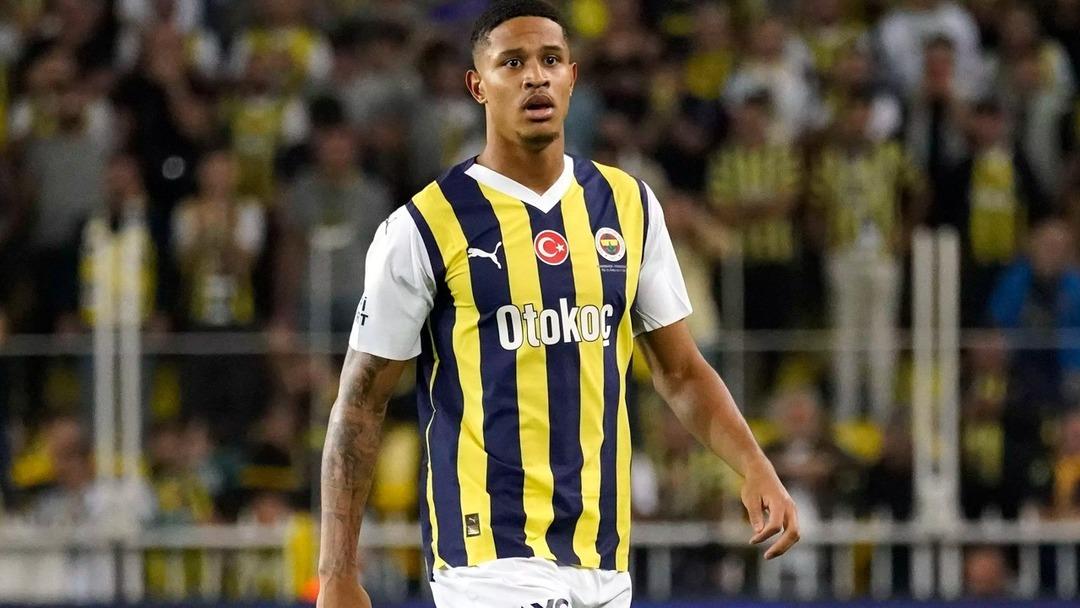 fenerbahcede-oosterwoldeye-talip-cikti-o-takimin-transfer-listesinde-ilk-sirada-1a8u