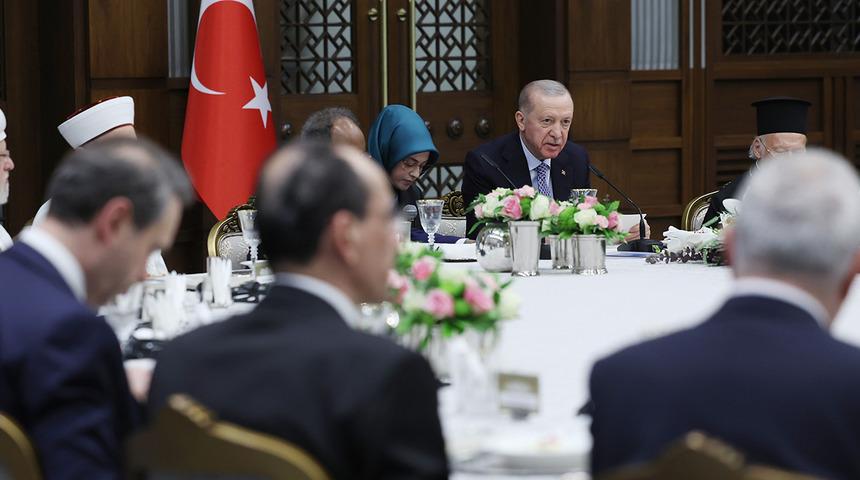 Dini azınlık temsilcileriyle bir araya geldi! Cumhurbaşkanı Erdoğan: "Fırsat vermeyeceğiz"
