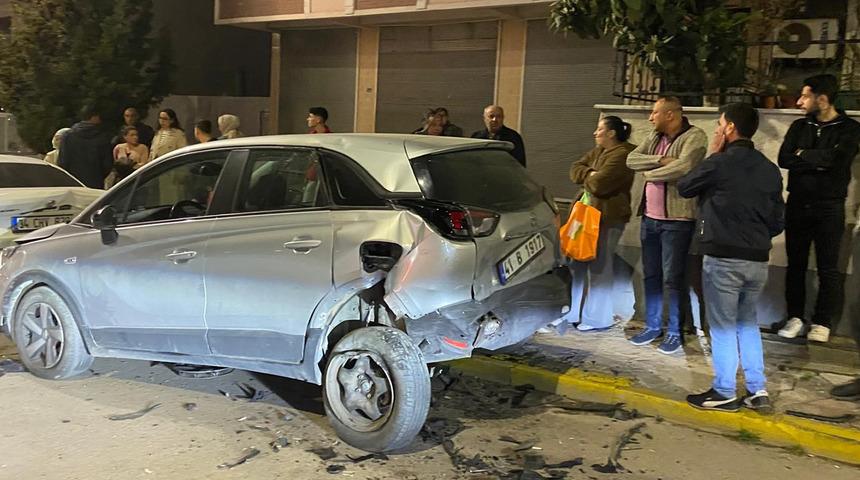 Babasının arabasını kaçıran çocuk mahalleyi savaş alanına çevirdi