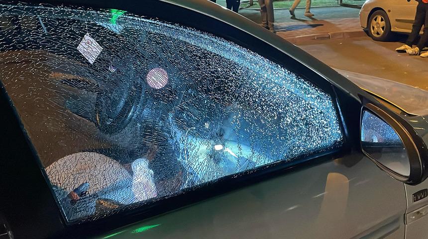 Otomobilinde uğradığı silahlı saldırıda yaralandı