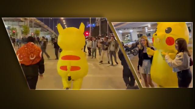 Eylemci Pikachu yine meydanlarda... Bu kez polisle beraber poz verdi! Türkiye onu konuşuyor