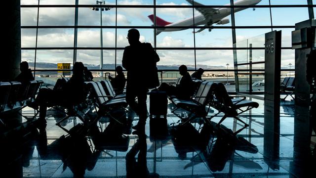 Resmi Gazete'de yayımlandı! 25 bin liralık limit 185 bin lira oldu, yurt dışına gidecekler dikkat!