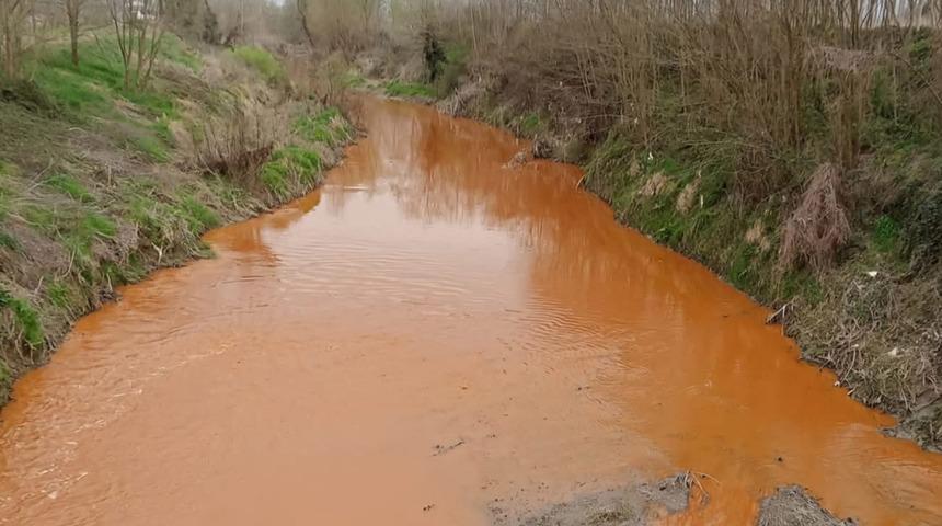 Derenin rengi kırmızıya döndü