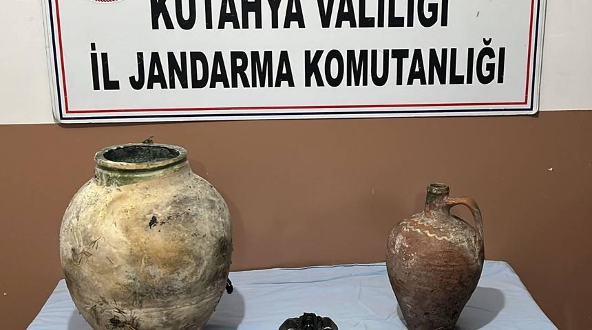 Tarihi eser kaçakçılarına operasyon! İki ilçede harekete geçildi