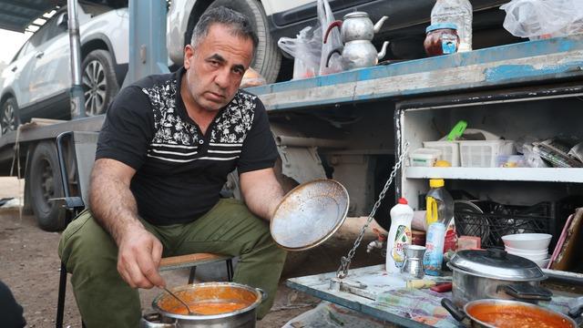 Tır şoförleri iftarını sandık başında açıyor