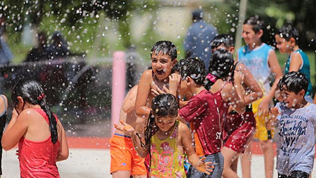 Oyun alanındaki sudan beyin yiyen amip bulaştı! Küçük çocuk 2 ay sonra hayatını kaybetti...