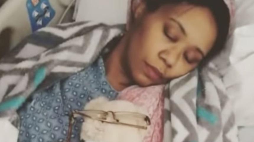 Amerikalı kadın bir sabah uyandığında İngiliz aksanıyla konuşmaya başladı