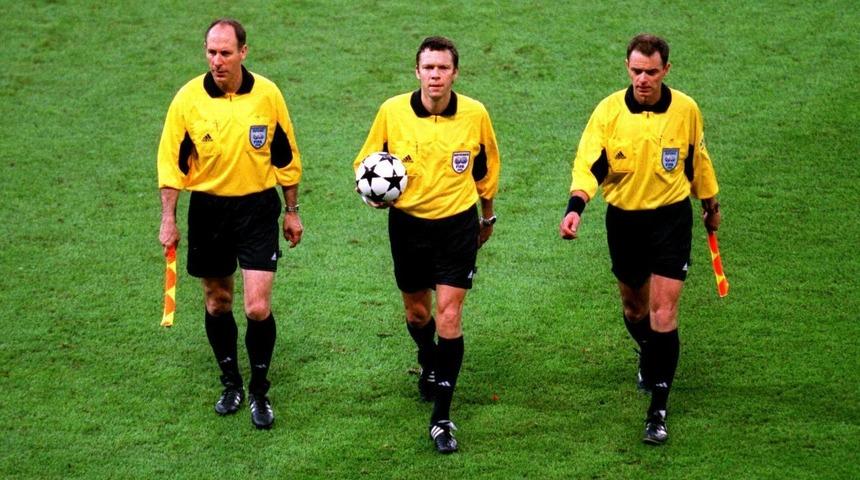 Beşiktaş, Galatasaray maçına İsveçli hakemi getiriyor! Maç esnasında...