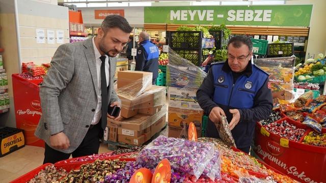 Atakum zabıtası market ve fırınları denetledi